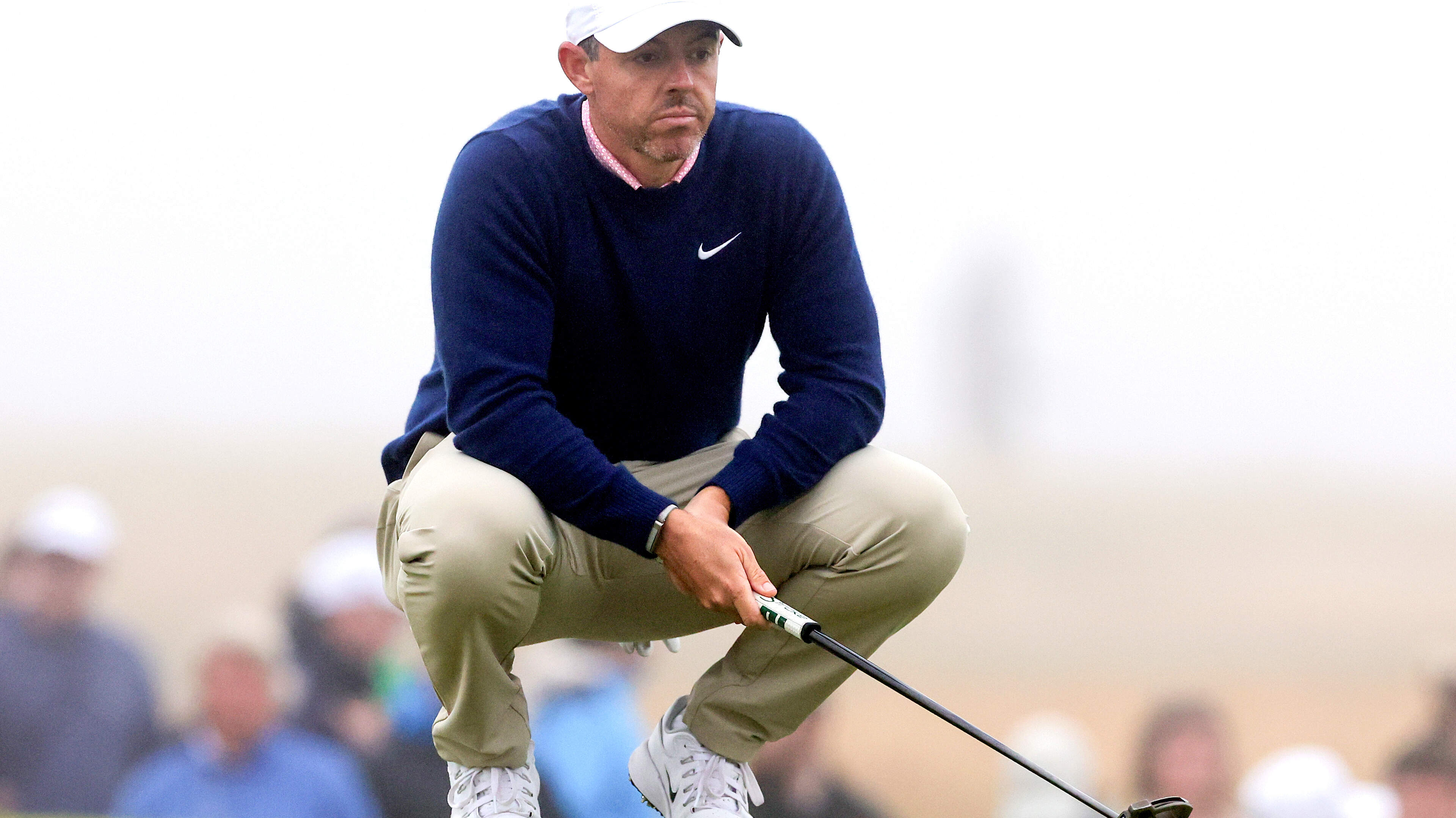 Rory McIlroy loses his way at fog-delayed Scottish Open